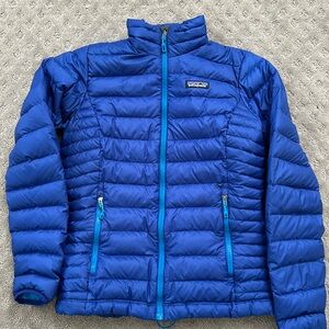 Patagonia women’s Down Sweater jacket coat blue purple